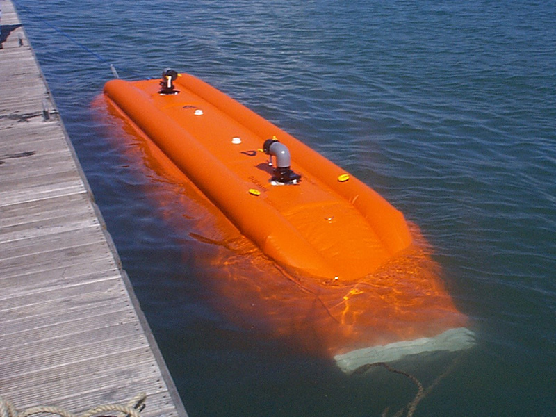 1 Flexible Floating Storage Tank